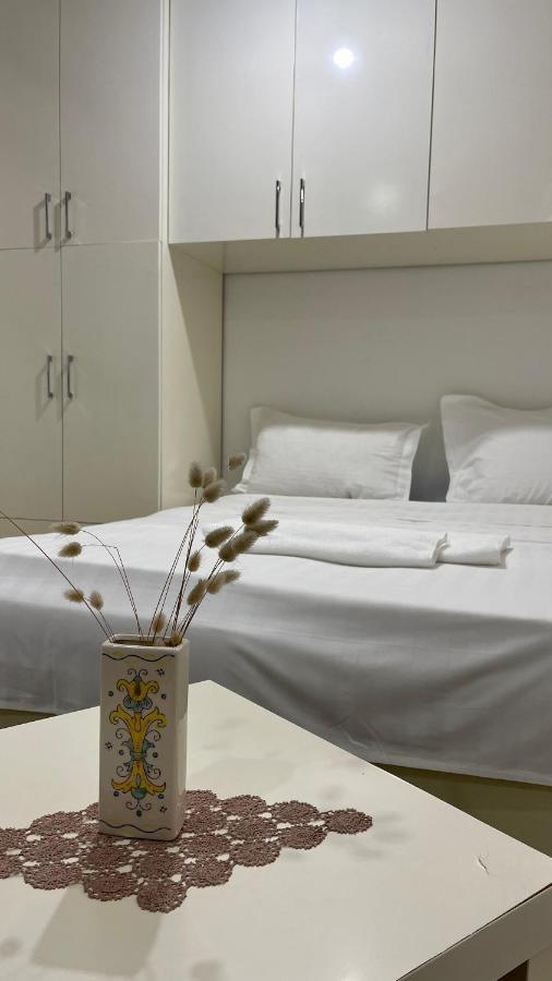 Brilant Studio Apartment City Center Tirana Exterior foto